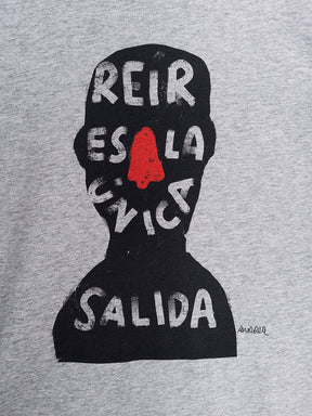 Camiseta "Reír es la única salida"