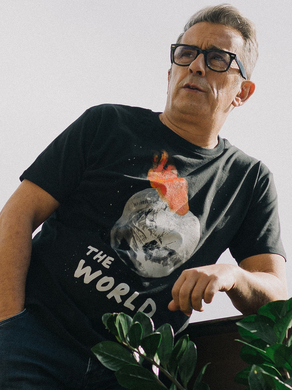 Camiseta "The World on Fire"