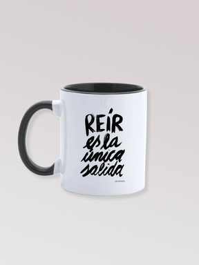 Taza "Reír es la única salida" tipográfico